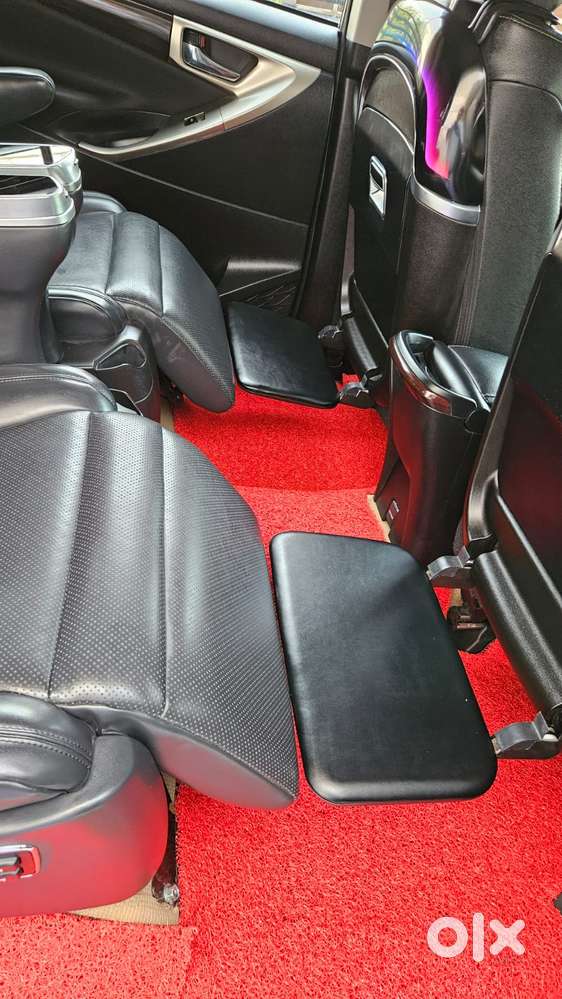 Toyota Innova Crysta Zx 2.4 Diesel 7 Seater, 2025, Diesel