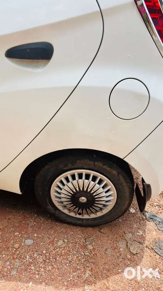 Eon  2015 Petrol 86000 Km Driven, All Features Are Functioning,