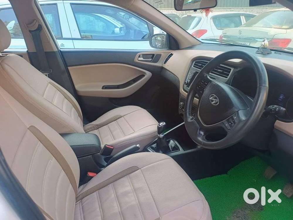 Hyundai Elite I20 1.2 Asta (o) Cvt, 2019, Petrol