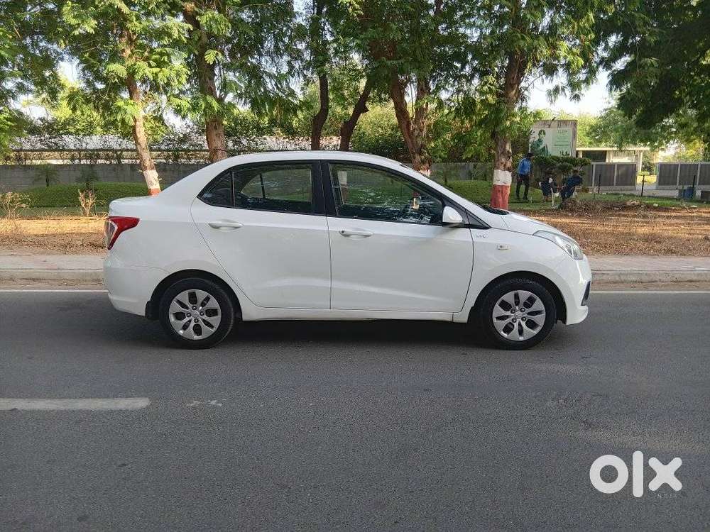 Hyundai Xcent 1.2l Kappa Dual Vtvt 5-speed Manual Base, 2014, Petrol