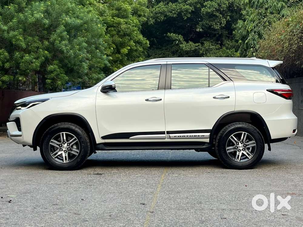 Toyota Fortuner 4x2 At 2.7 Petrol, 2024, Petrol