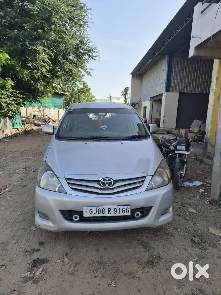Toyota Innova Diesel 2011