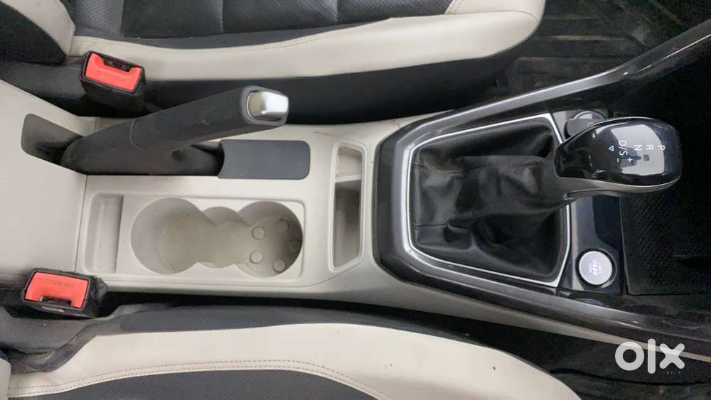 Volkswagen Taigun 1.0 Tsi Topline At, 2022, Petrol