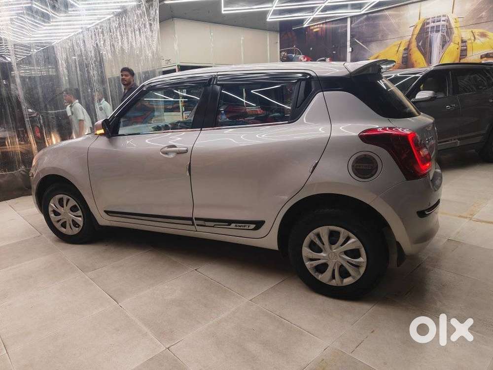 Maruti Suzuki Swift Vxi Optional, 2021, Petrol