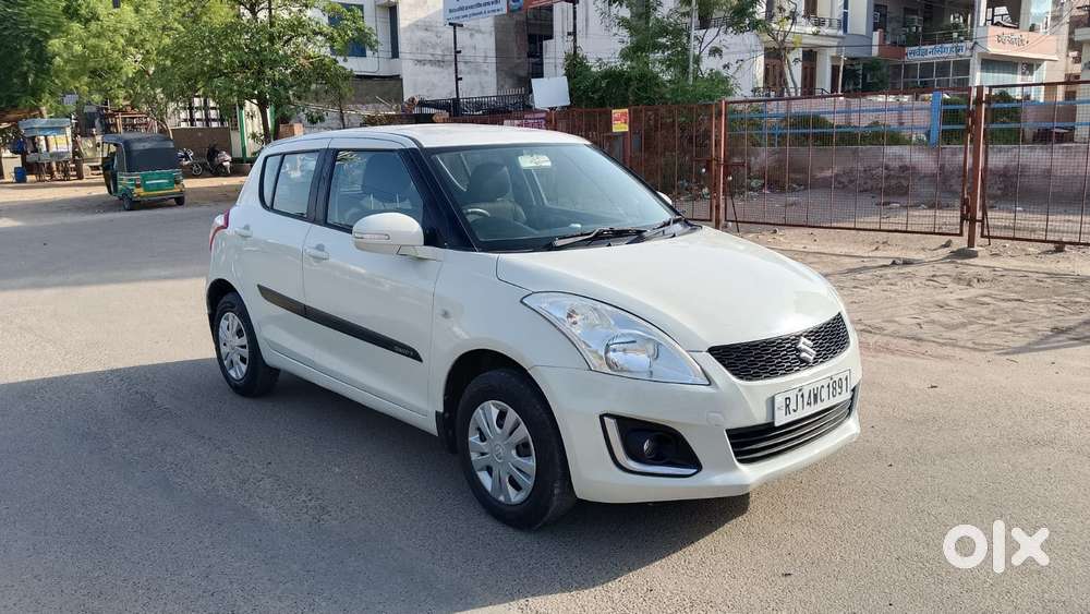 Maruti Suzuki Swift Lxi Optional-o, 2017, Petrol