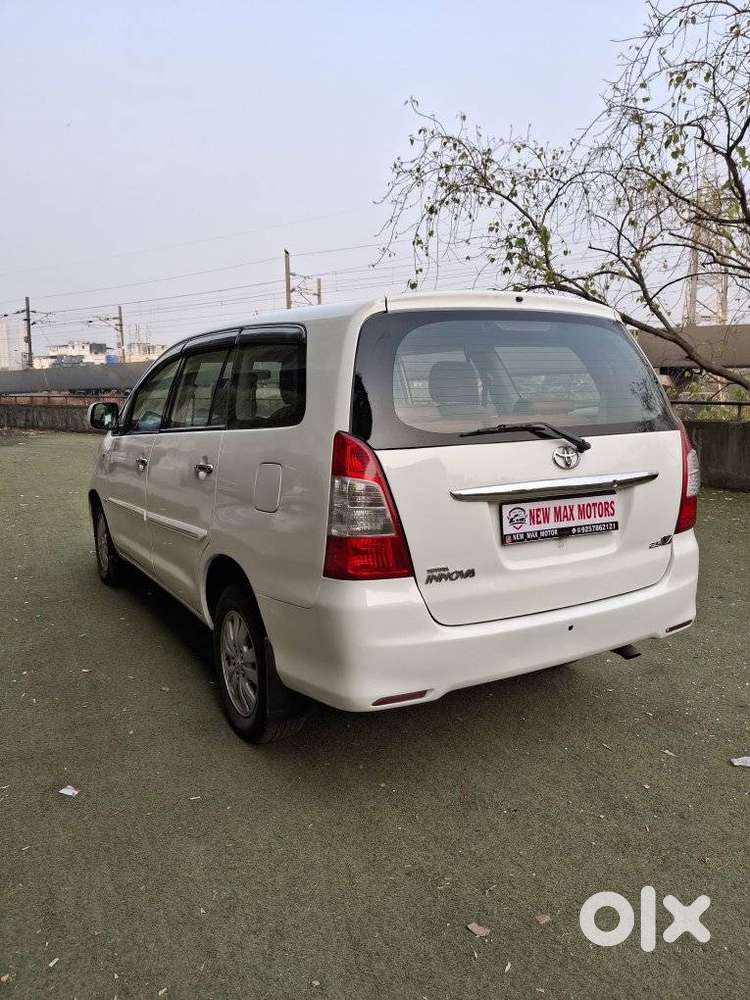 Toyota Innova 2.5 V 7 Str, 2010, Diesel