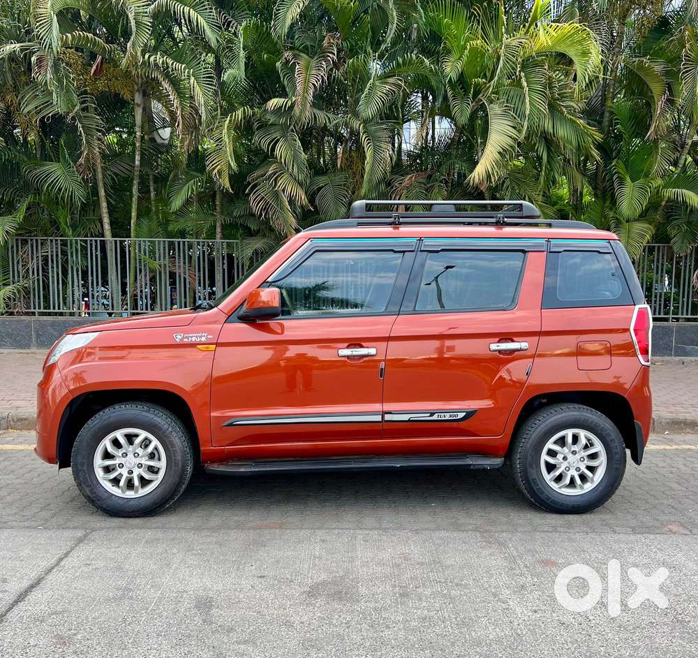 Mahindra Tuv 300 Mhawk100 T8 Dual Tone, 2017, Diesel