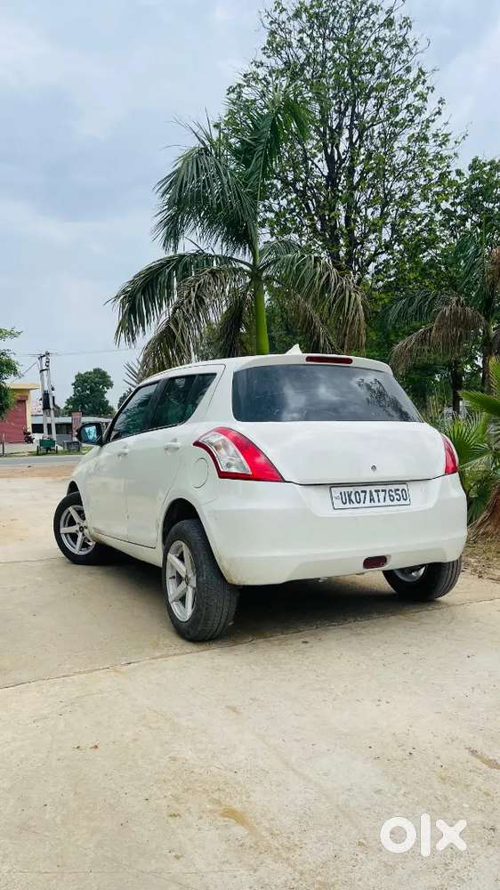 Maruti Suzuki Swift Vxi 2012