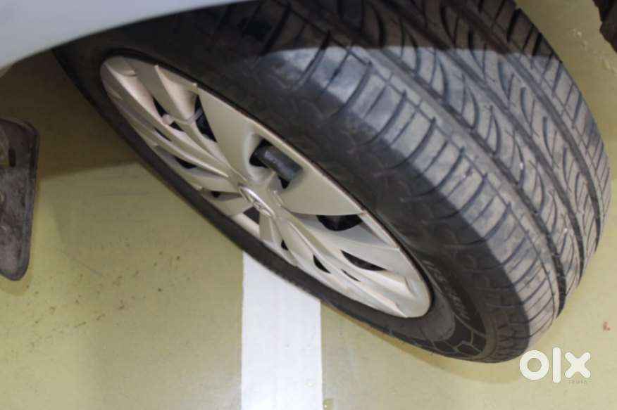 Toyota Etios 2010-2012 G, 2011, Petrol