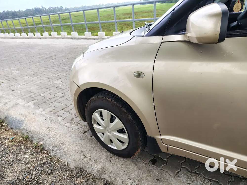 Maruti Suzuki Swift Dzire 2011 Low Km Excellent Condition
