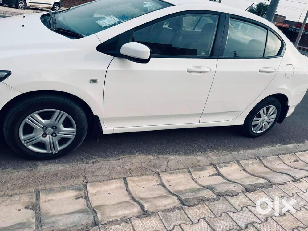 Honda City Corporate Edition, 2011, Petrol