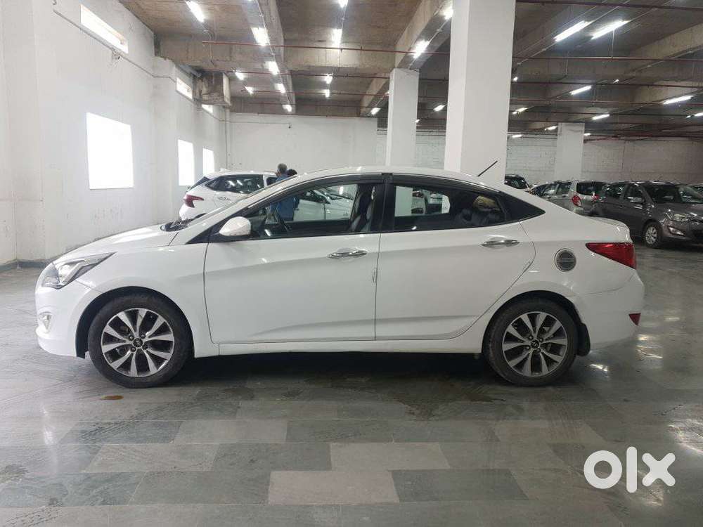 Hyundai Verna Fluidic 1.6 Crdi Sx, 2015, Diesel