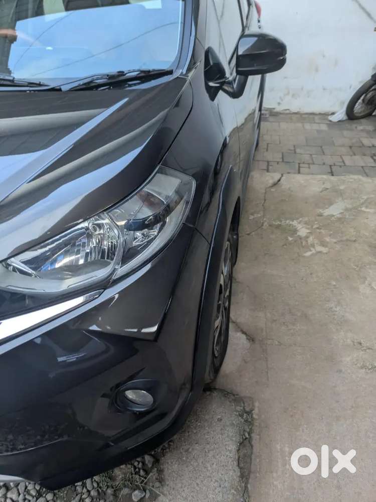 Dealer Service Sparingly Used Honda Wr-v 2018 Diesel 40000 Km Driven