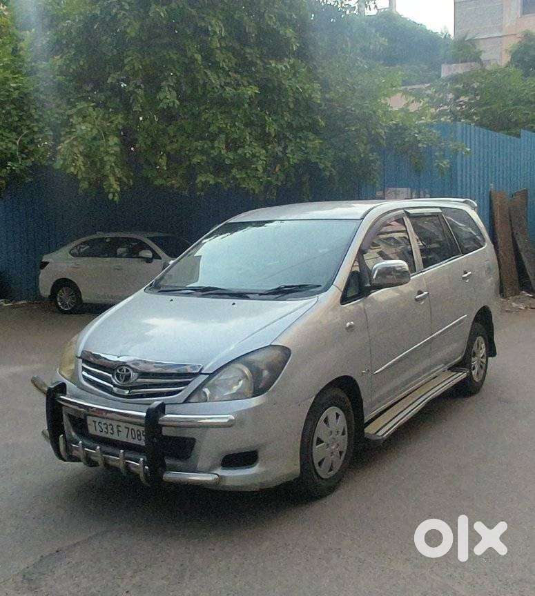 Toyota Innova 2.5 G (diesel) 7 Seater, 2011, Diesel