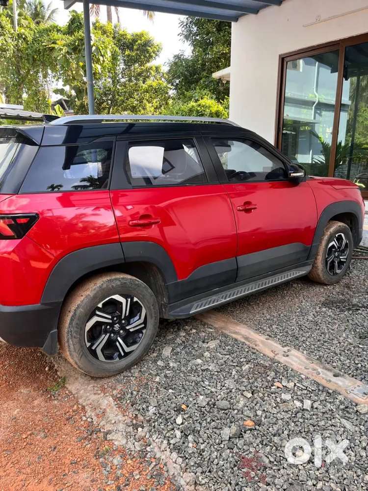 Maruti Brezza 2024 Zxi+at Dualtone
