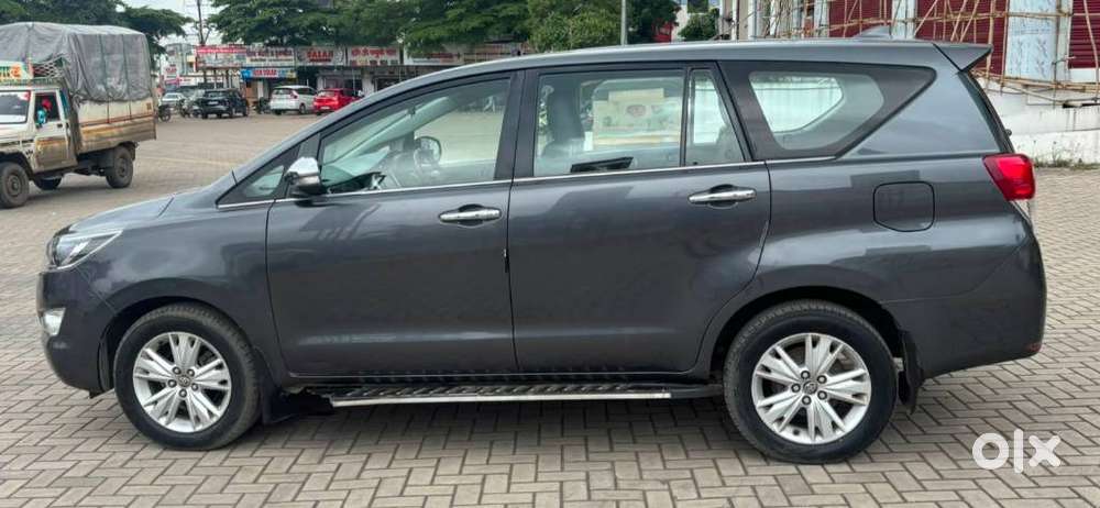 Toyota Innova Crysta 2.4 Z 7 Str, 2016, Diesel