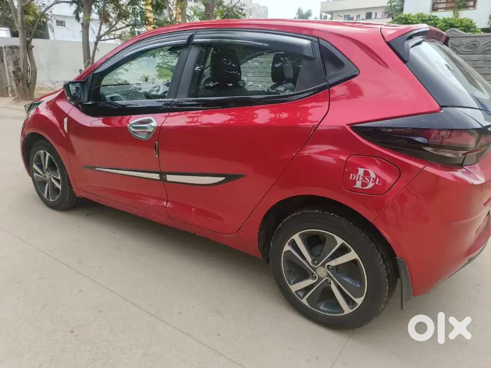 Tata Altroz Xz