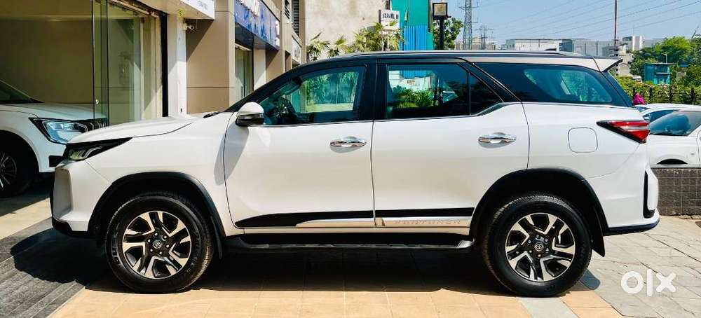 Toyota Fortuner Legender 4x2 At 2.8, 2023, Diesel