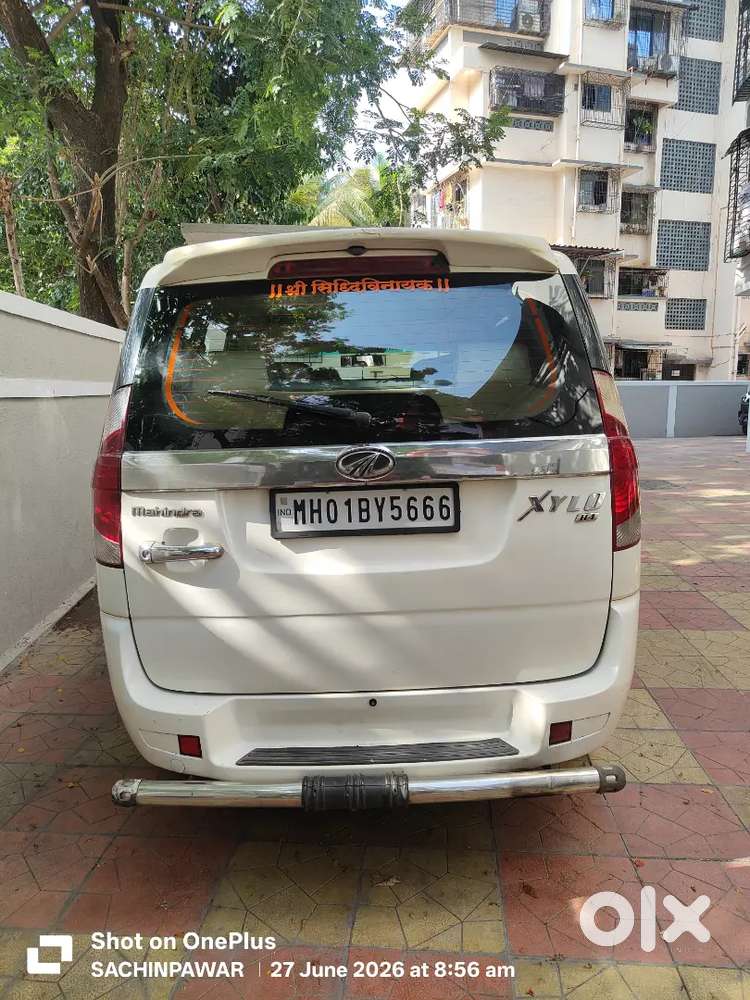 Mahindra Xylo 2015