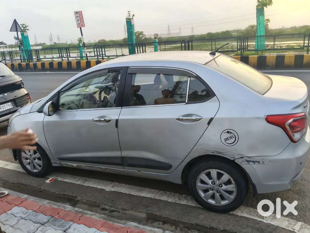 Hyundai Xcent Diesel 2015 Variant