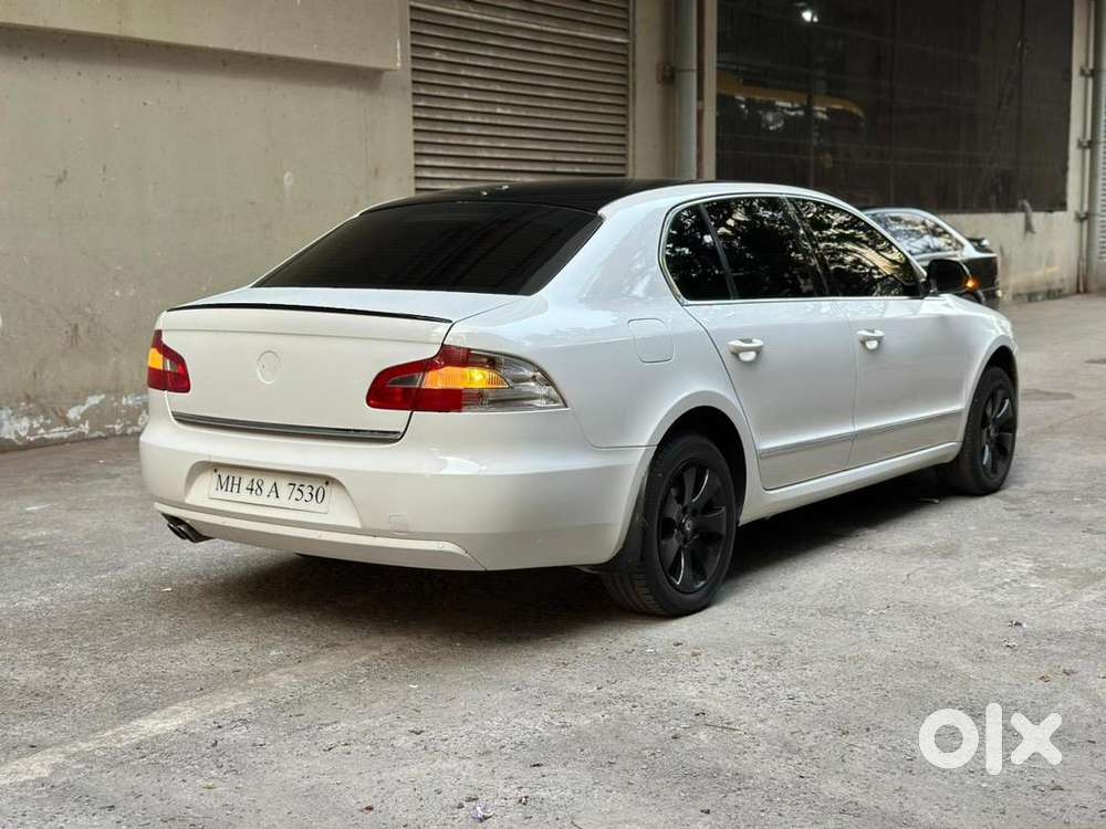 Skoda Superb 2012