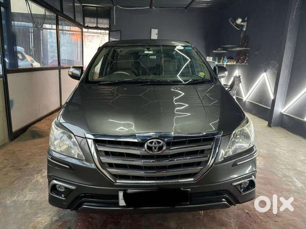 Toyota Innova 2.5 Z Diesel 7 Seater, 2014, Diesel