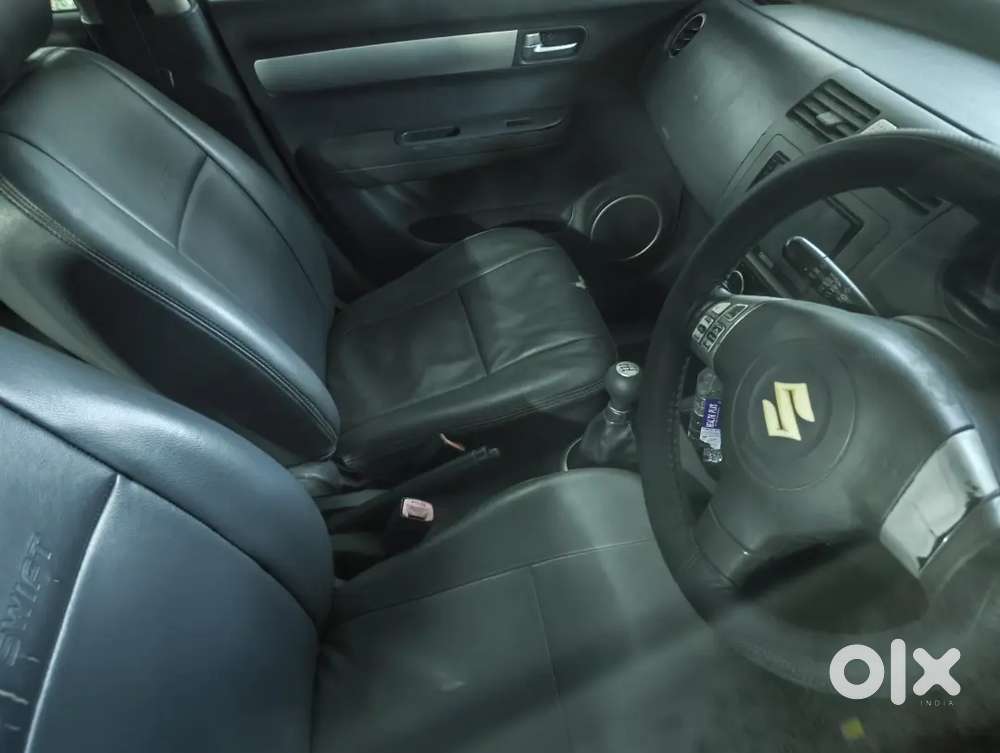 Maruti Suzuki Swift 2011 Petrol Manual