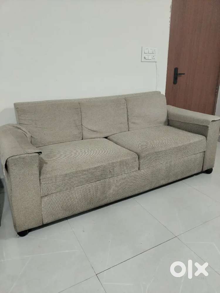 5 seater sofa and centre table