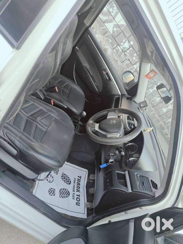 Maruti Suzuki Swift Vxi, 2015, Petrol