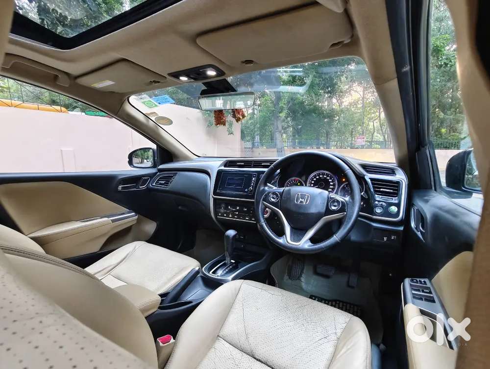 Honda City Vx 2017 Petrol Sunroof Automatic