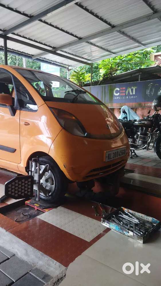 Tata Nano Petrol Xe 2012