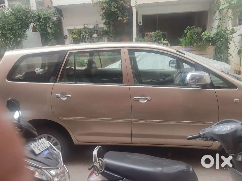 Toyota Innova 2.0 G1 2005