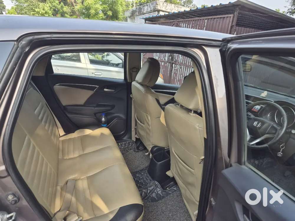 Honda Jazz 2015 Diesel 125000 Km Driven