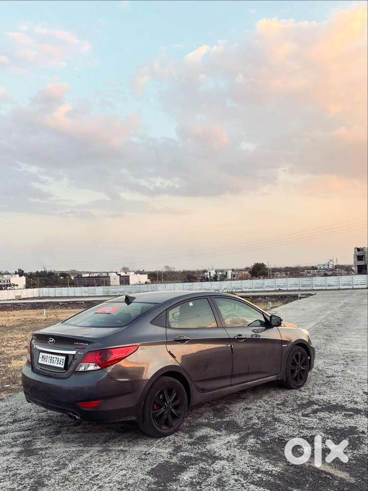 Hyundai Car Manual 2013