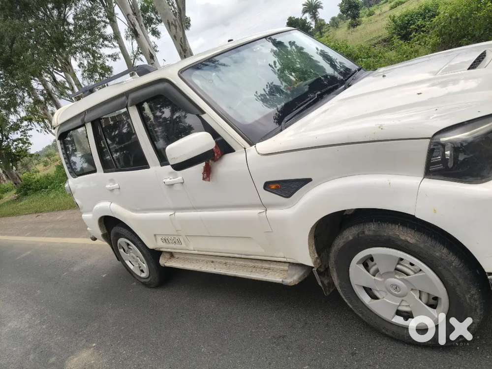 Mahindra Scorpio 2016 Diesel Well Maintained