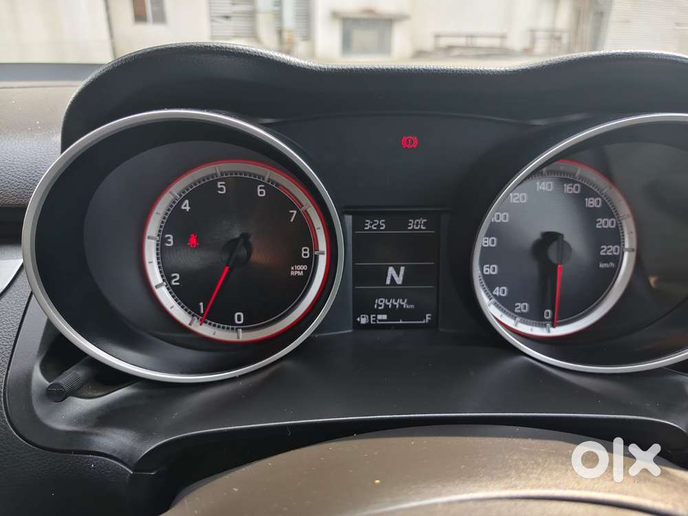 Maruti Suzuki Swift Zxi Plus Amt Dual Tone, 2020