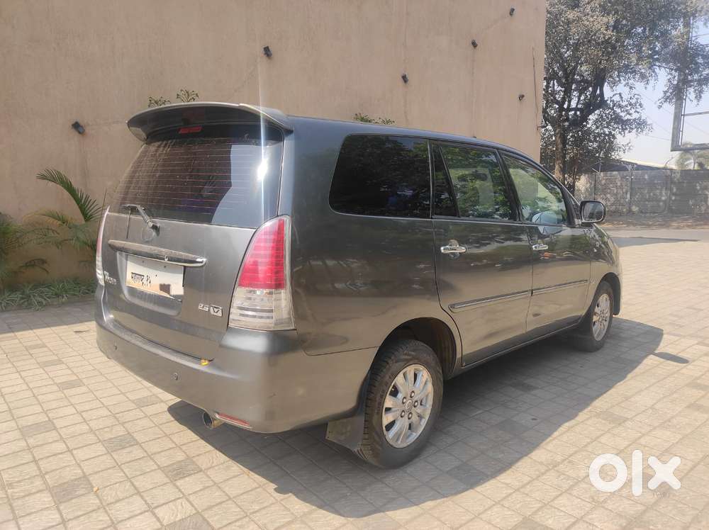 Toyota Innova 2.5 Vx 7 Str Bs-iii, 2010, Diesel