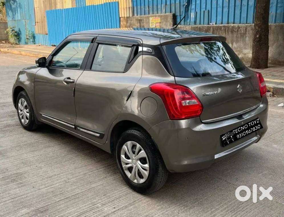 Maruti Suzuki Swift Vxi + Manual, 2022, Petrol
