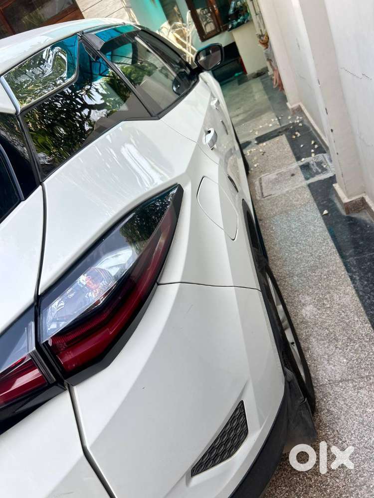 Tata Harrier Xt+ Manual 2023 (white) – Single Owner