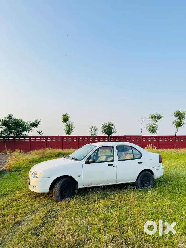 Ford Ikon Zxi Diesel 2010