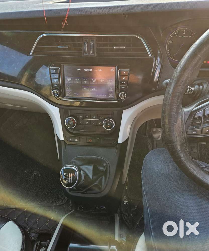 Mahindra Marazzo M6, 2018, Diesel