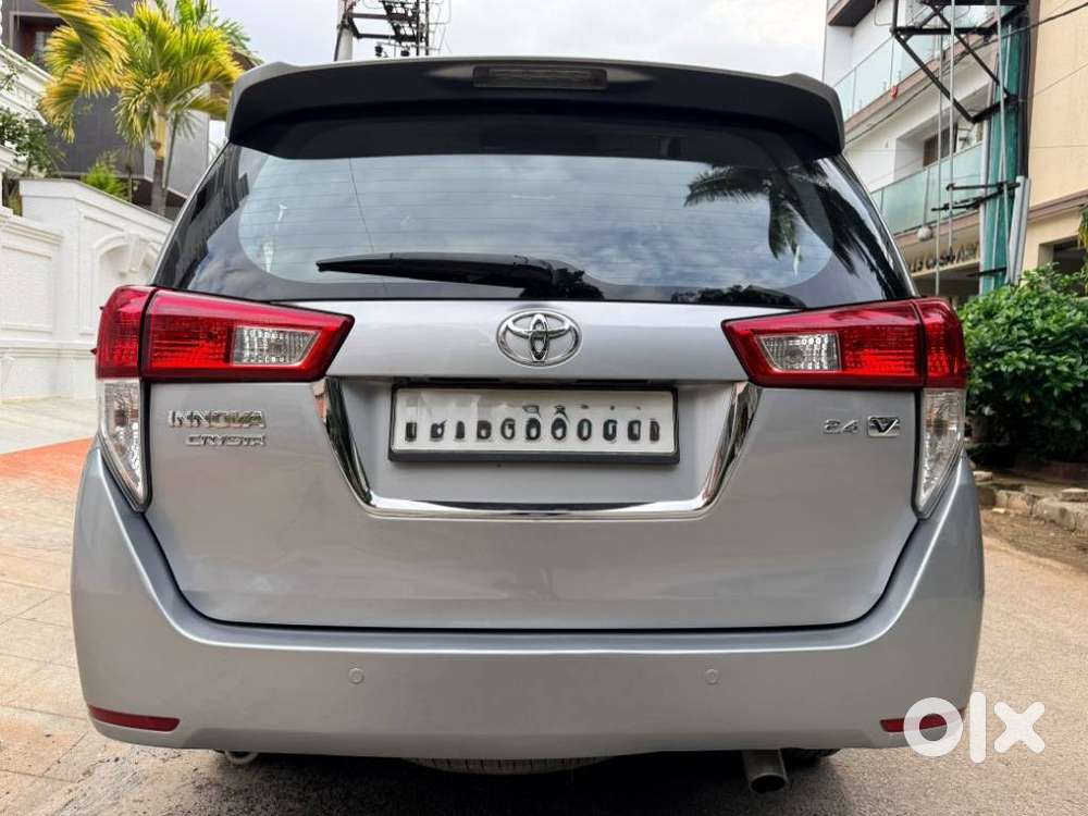 Toyota Innova Crysta 2.4 V 7 Str, 2017, Diesel