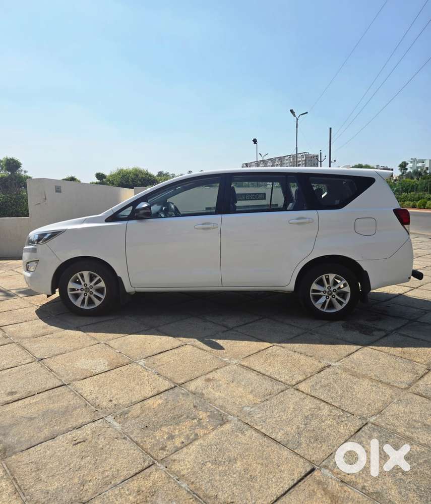 Toyota Innova Crysta 2.4 G Mt 7 Str, 2020, Diesel
