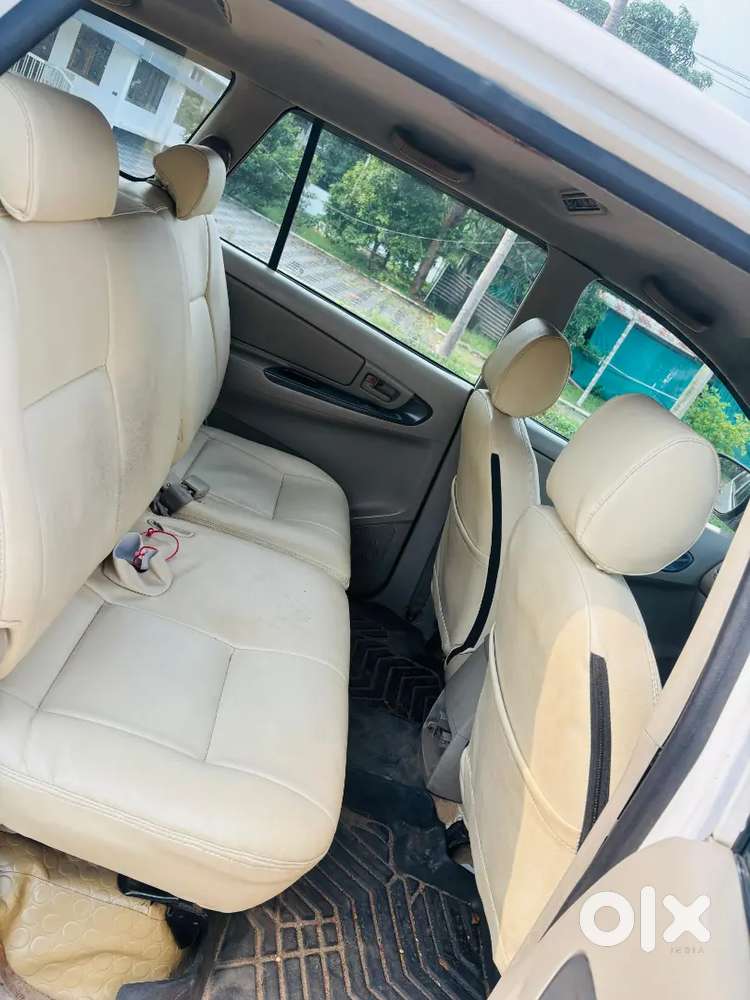 Toyota Innova 2009 Diesel 285000 Km Driven
