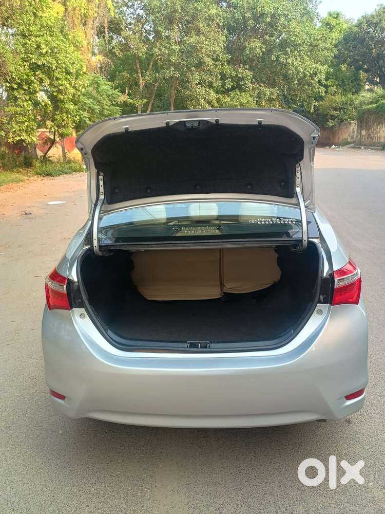 Toyota Corolla Altis 2013-2017 Js Mt, 2015, Petrol