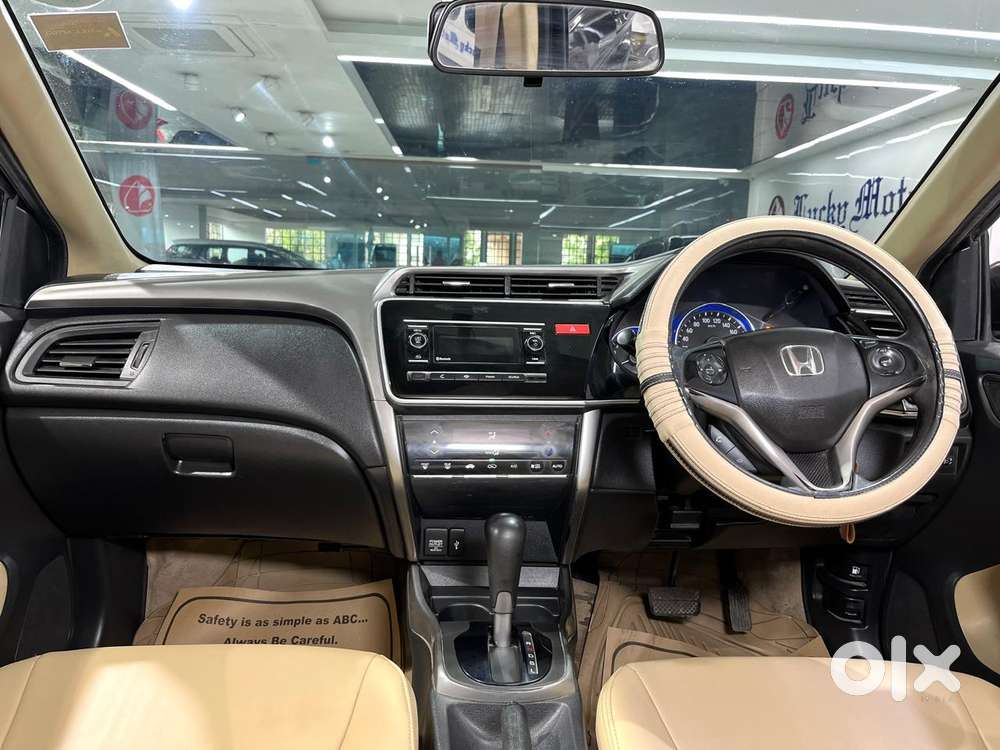 Honda City 1.5 V Cvt I-vtec Mt, 2022, Petrol