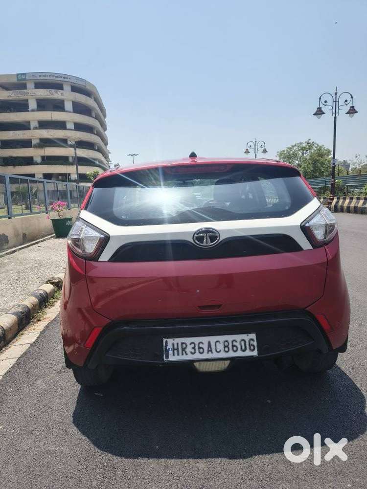 Tata Nexon 1.2 Revotron Xm (s), 2018, Cng & Hybrids