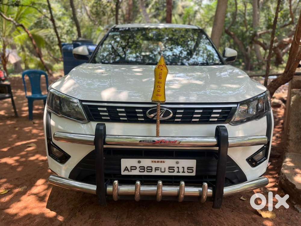 Mahindra Petrol Manual 2020
