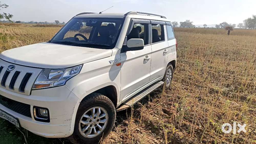Mahindra Tuv 300 T8 2016 Diesel 124000 Km Driven