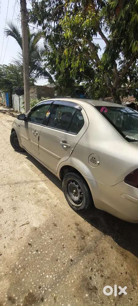 Ford Fiesta 
2006 Model 
3 Oner 
Fc Running 
Insurance Laps
